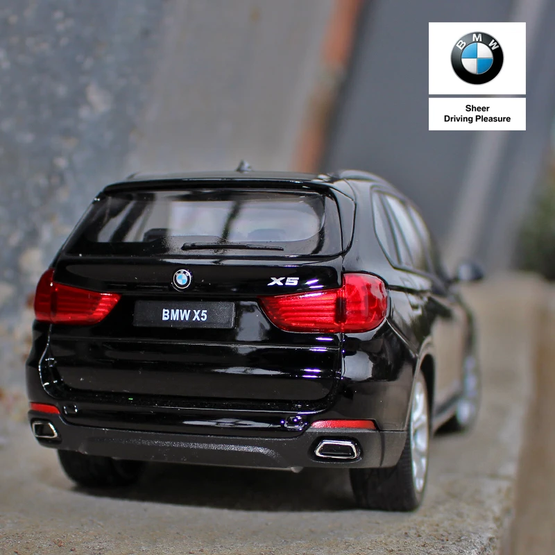 WELLY 1:24 внедорожник BMW X5 спортивный автомобиль имитация из сплава Модель