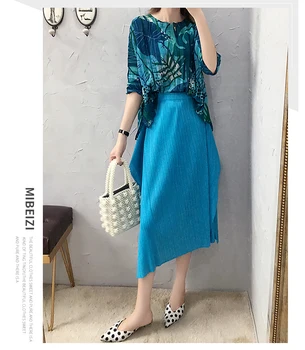 

HOT SELLING Miyake fold HALF sleeve round collar personality print T-shirt + solid skrit irregular suit IN STOCK