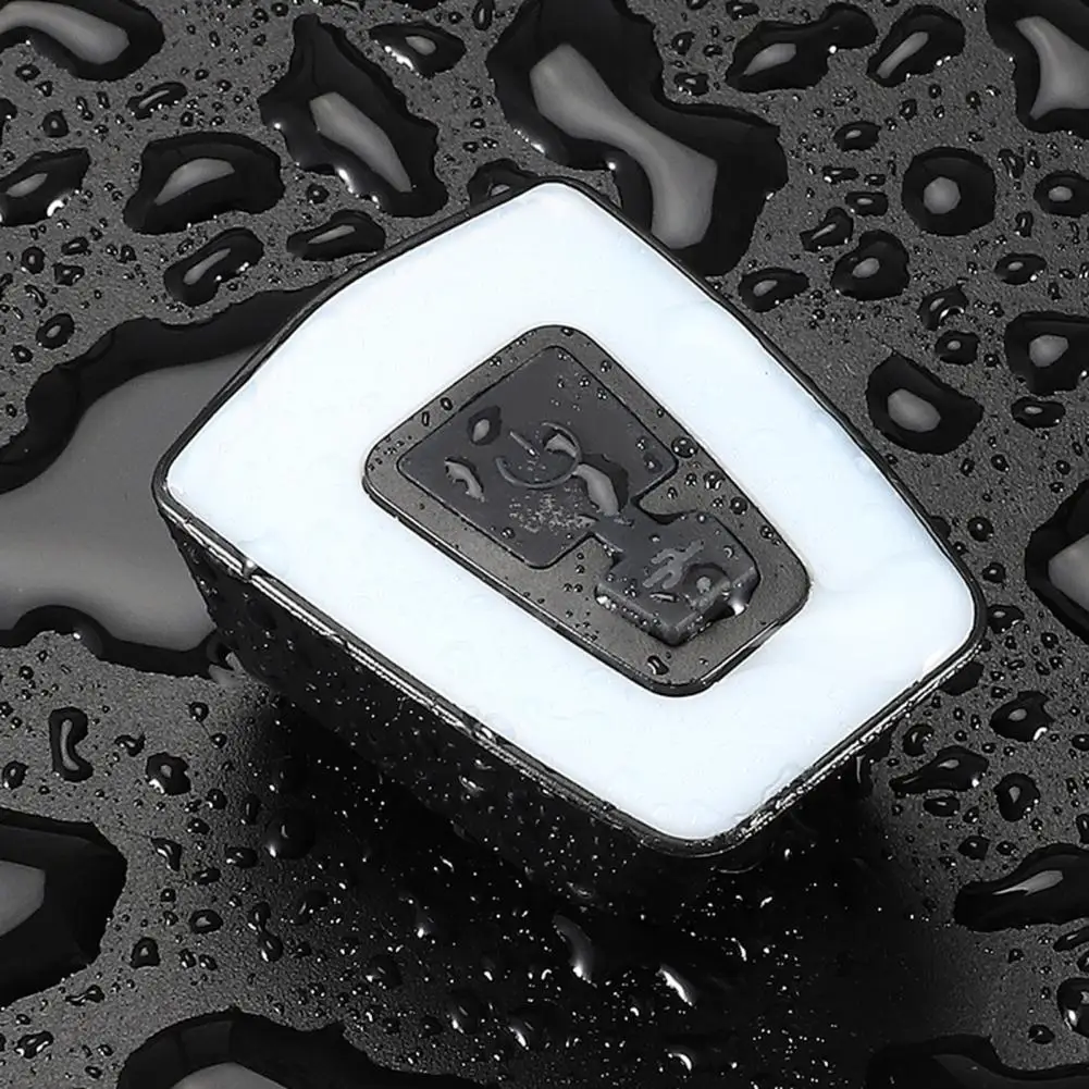 CompactPlasticSaddleTailLightDelicateHighBrightnessBicycleTail