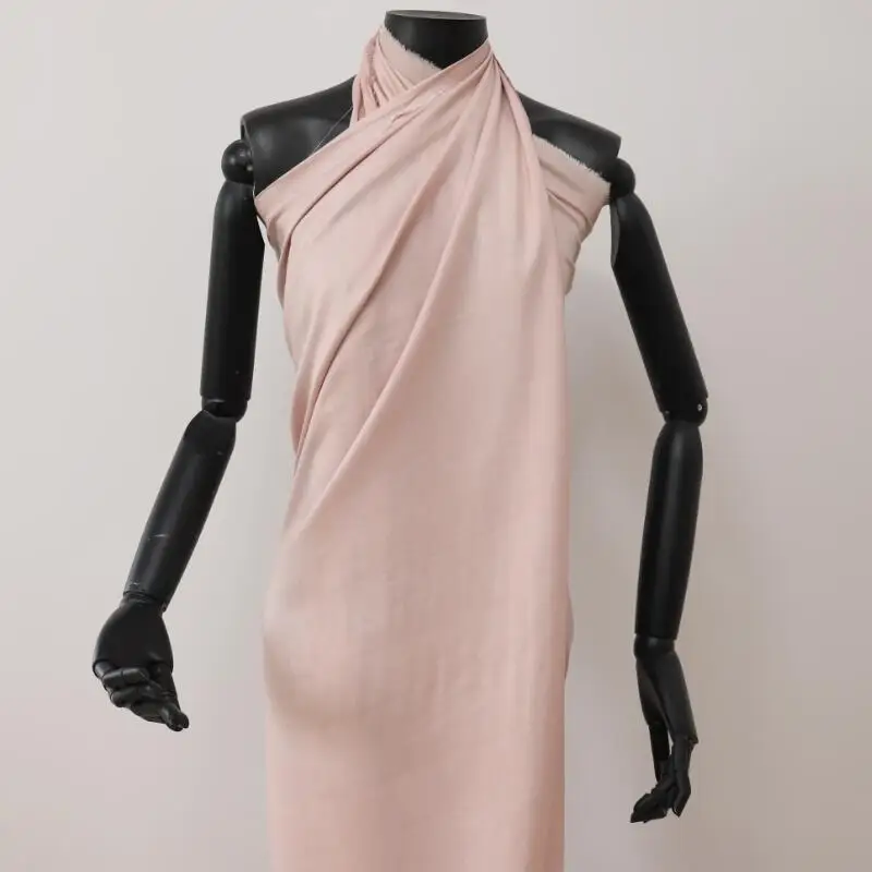 Тонкие, мягкие, приятные для кожи и высокого пошива одежды материалы для фанатов серии счетчик