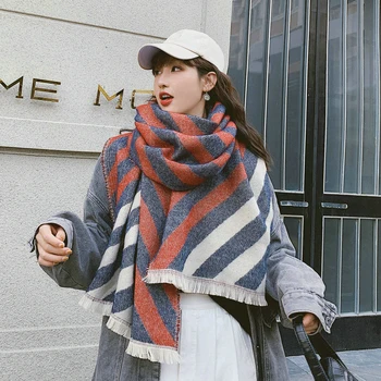 

New arrival Fashion elegant lovely tassel Scarf Autumn winter comfortable elegant vintage warm cute striped knit scarf