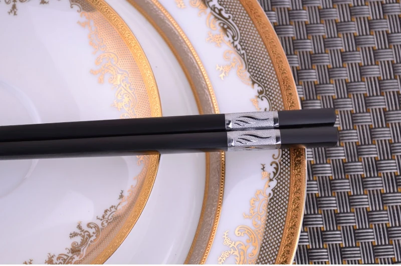 Черное золото Корейская палочка для еды суши Chop Stick Черный Серебряный квадратный японский палочки для еды китайские столовые приборы для ресторана