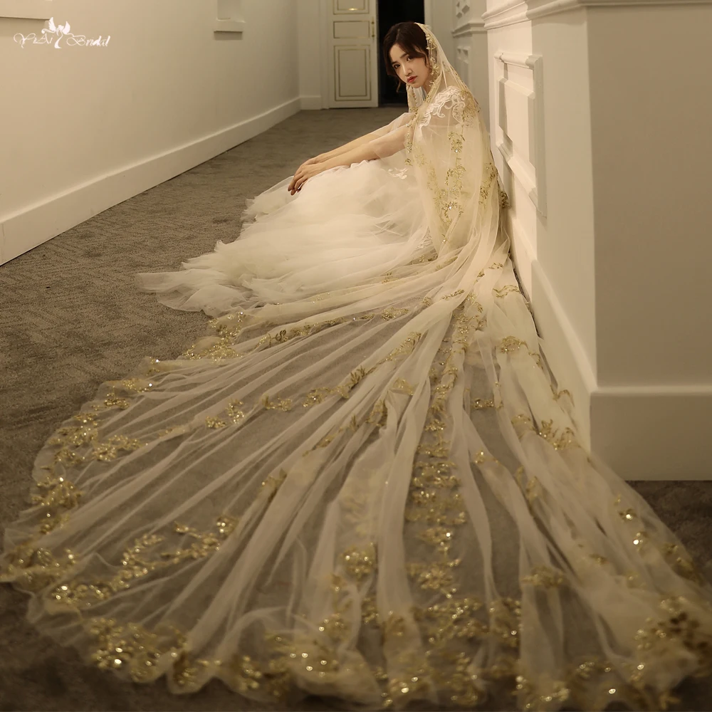 Lzp549 New Arrive Glittering Gold Lace Sequins Bridal Veil Metal