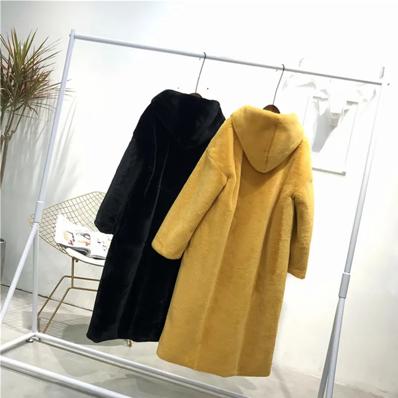 Зимнее пальто женское меховое новое пальто из искусственного меха кролика с капюшоном Свободное пальто из искусственного меха толстое теплое длинное пальто из плюша высокое качество черные меховые пальто