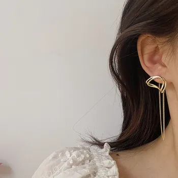 

Charms Korean Rose Gold Silver Color Irregular Half Moon Wave Circle Long Chain Tassel Stud Earrings for Women Fashion Jewellry