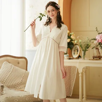 

Pure Cotton Short-sleeved V-neck Nightdress Women Summer Sexy Hollow Lace Palace Wind Princess Retro Loose Sleepdress Night Gown
