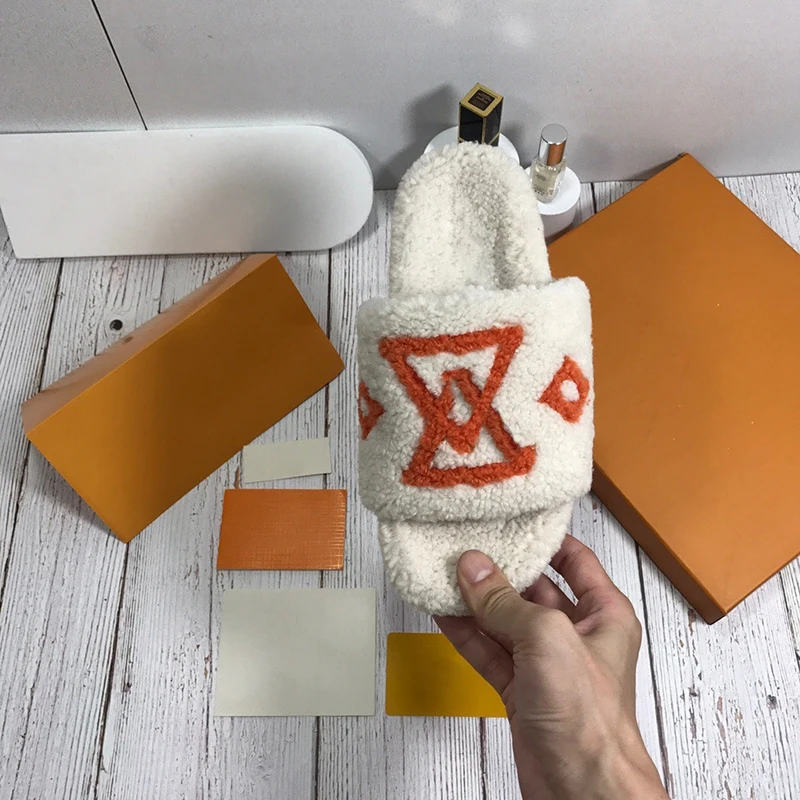 Luxury brand designer 2021 autumn and winter new cotton shoes high quality customized famous brand women's wool shoes indoor