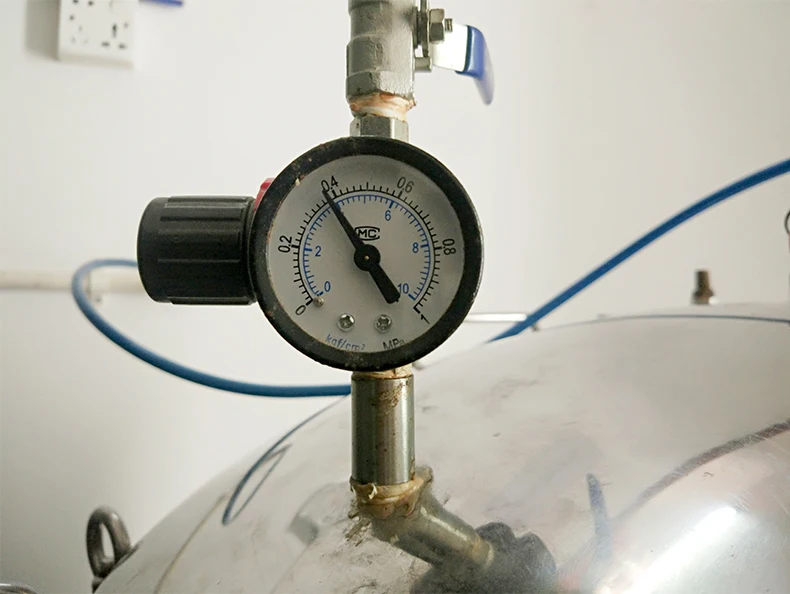 Water Pressure Testing Current Pressure 0.38 Mpa