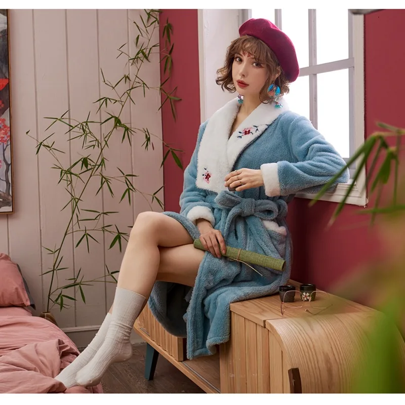 

Pajamas Women's Thick Warm Loose-Fit Women's Cationic Velvet Pajama Cute Simple Outer Wear Tracksuit