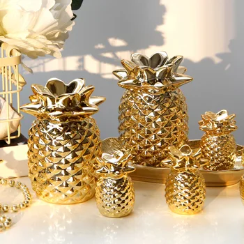 

2pcs/set European-style Luxury Golden Ceramics Pineapple Furnishing Ornaments for Table Home Decoration