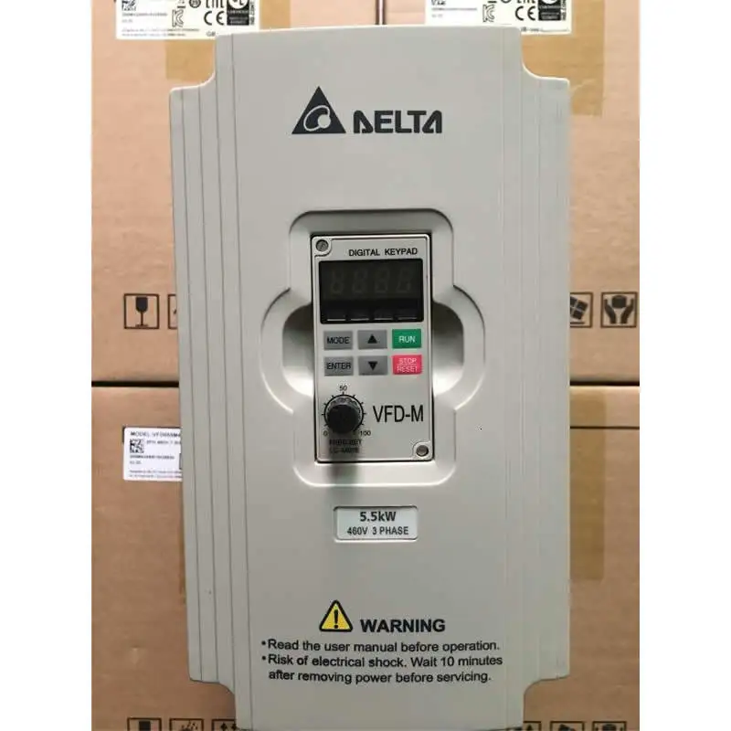 VFD055M43A инвертор 5,5 кВт 3 фазы 380 В до 460 В Номинальная 13A 5500 Вт VFD серия инвертор переменная скорость AC моторvfd055m43a