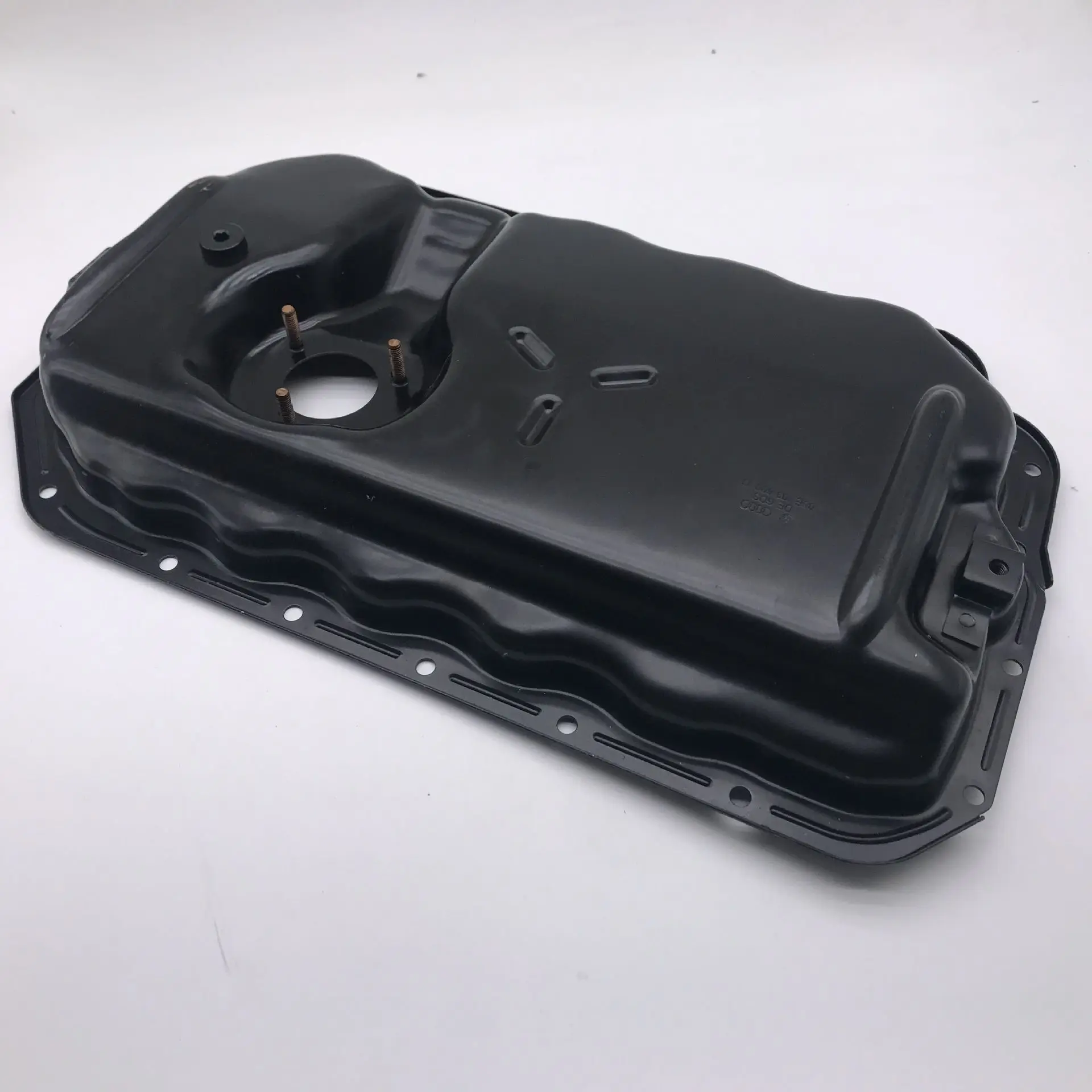 

Genuine Product Audi A6L2.4 2.8 A6LC72.5 A8 Q7 Engine Oil Pan 06E 103 600 K