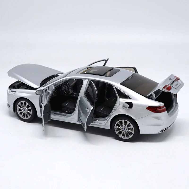 1:18 тщательная модель автомобиля FORD 2015 TAURUS из сплава статические металлические