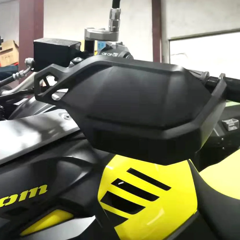 H007bef7958e3444bba2f2e39593f33d0y