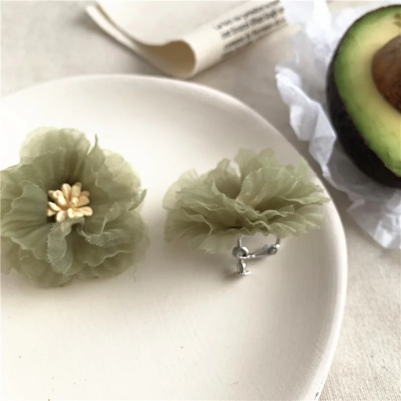 2020 Korean Round Green Resin Stone Earrings Retro Fresh Green Acrylic Flower Geometric Square Clip on Earrings Without Piercing 