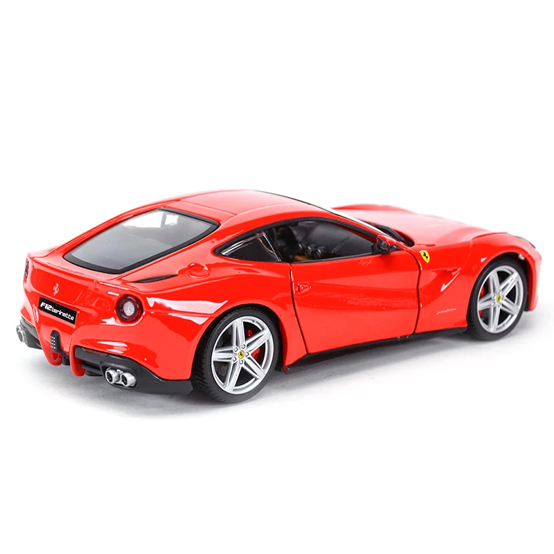 Bburago 1:24 Ferrari F12 Berlinetta спортивный автомобиль статический литой Коллекционная