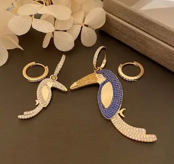 

Tropical Forest Summer New Zircon Asymmetric Earrings Color Toucan Parrot Ear Accessories