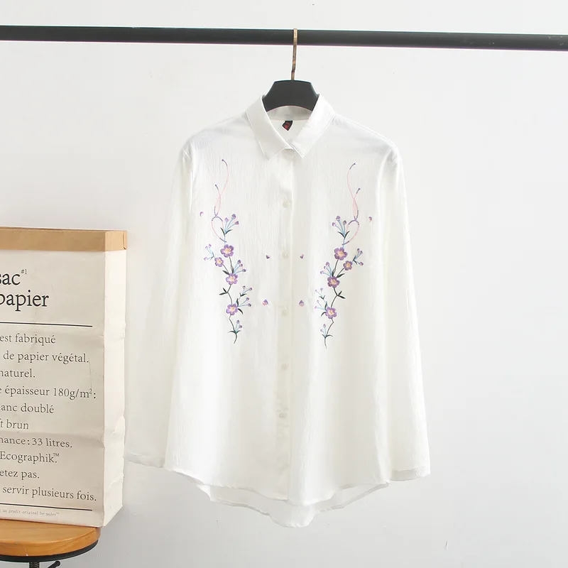 

Spring New Style Fold-down Collar Flower Embroidered Artistic Shirt Fat Mm Plus-sized Loose-Fit Long Sleeve Base Shirt S30211