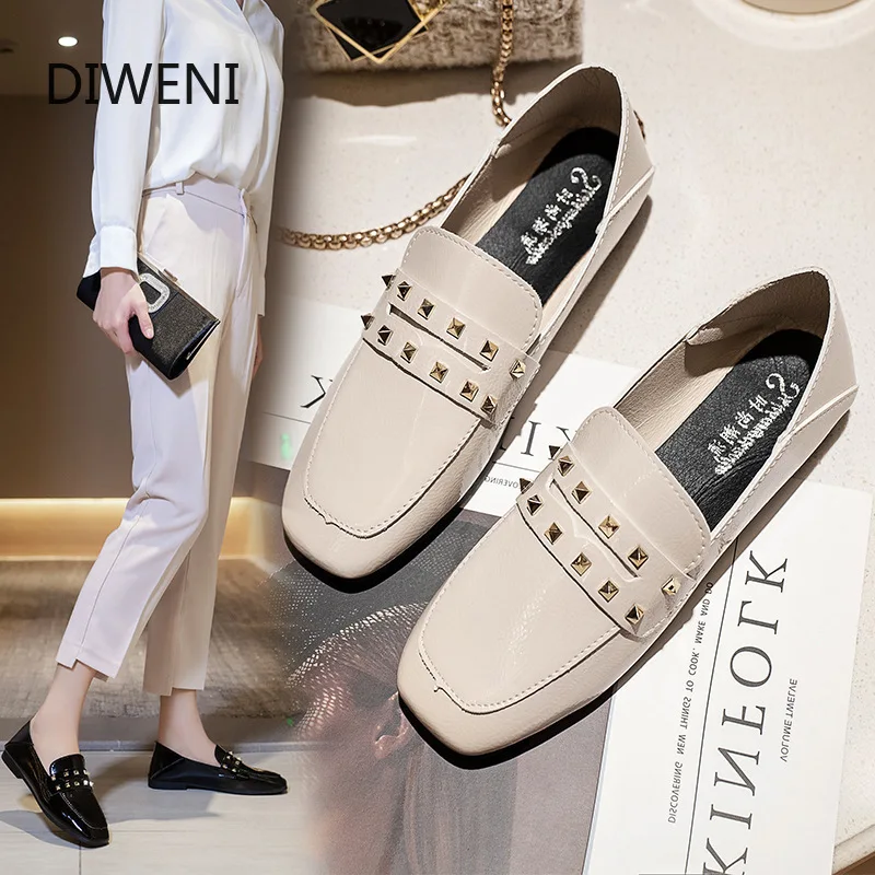

DIWEINI Spring New Fashion Women Flat Shoes Patent Leather Casual Stud Square Toe Boat Shoes For Office Ladies Shoe