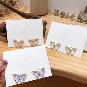 

Shiny Side New Accessories Crystal Butterfly Stud Earrings for Women Fashion Jewelry Simple Style Glass Earrings