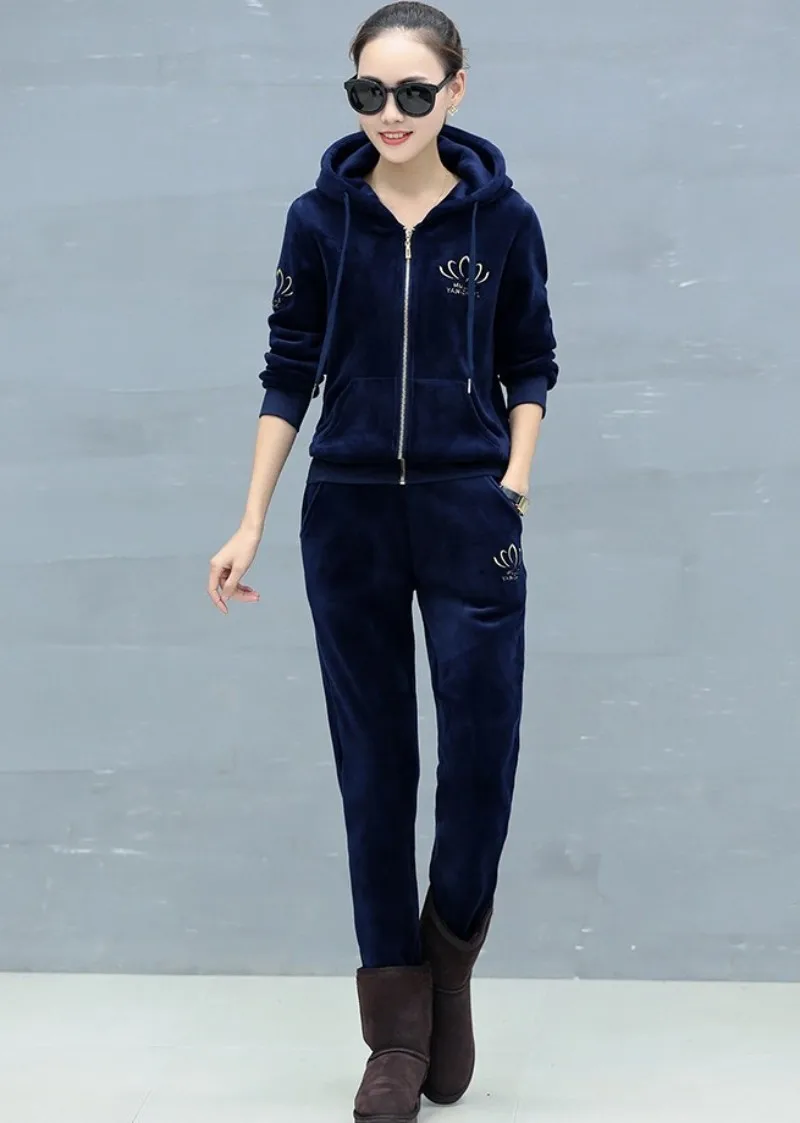 conew_4963296353_1855363384_conew1