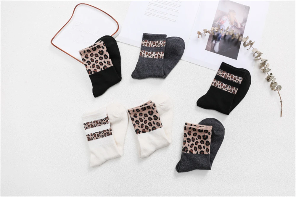 Description Picture 5 of itemSpring Winter Women Retro Fashion Cotton High Street Popular Leopard Stripe Socks Harajuku Cool Hipster Cozy Chaussette