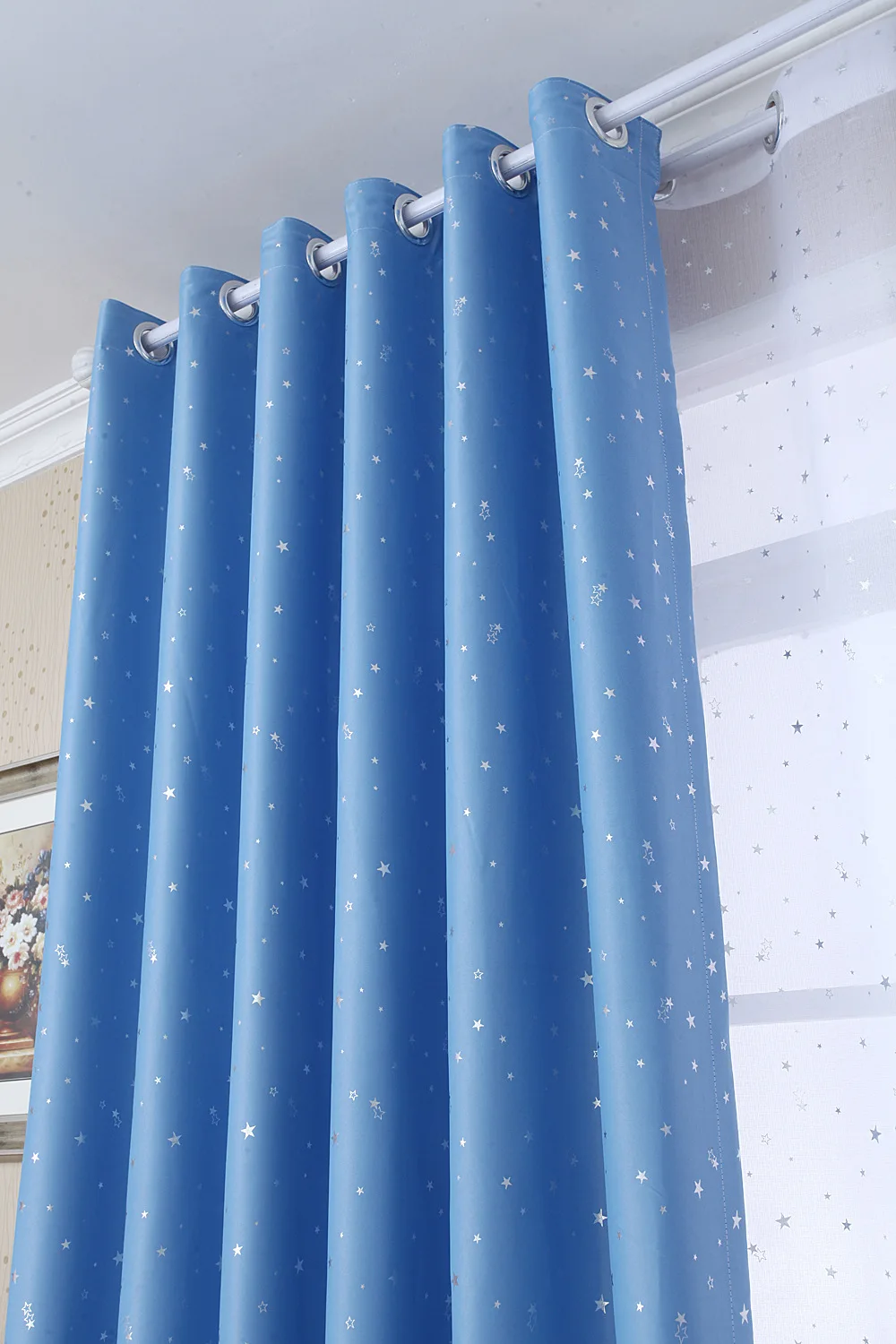 1095943417_1042572061