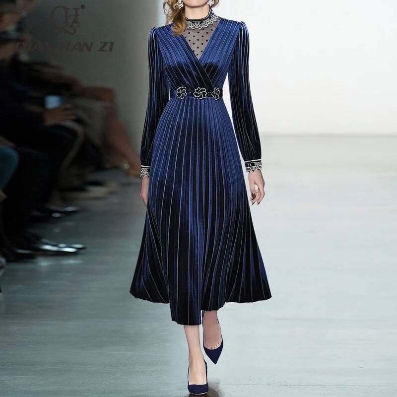 

QHZ Fashion Runway Maxi Dress vintage Three-dimensional flower belt elegant pleated velvet long dress women autumn/winter