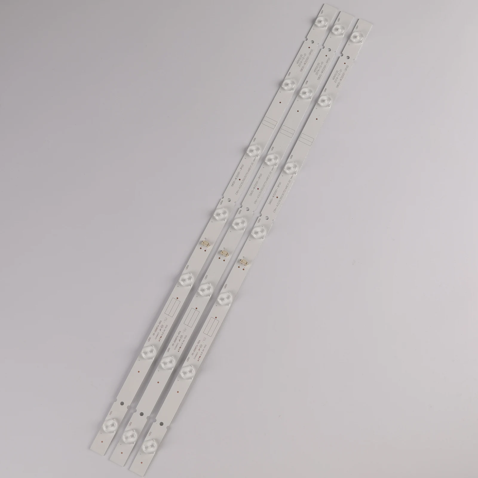 100% ο 1 Ʈ (3 ) 7LED 607mm LED Ʈ Ʈ 5800-W32001-3P00 05-20024A-04A LC320DXJ-SFA2 32HX4003 32E360E 32E3000