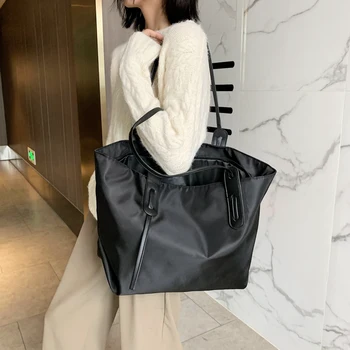 

Fashion Designer Shoulder Bags For Women 2020 Nylon High Capacity Tote Handbags Travel Luxury Hand Bag Female Bolsa Feminina