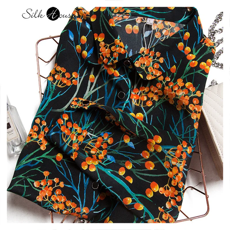 

2020 New Autumn / Winter Cherry Print Lapel Mulberry Silk Minority Designer Silk Women's Shirt