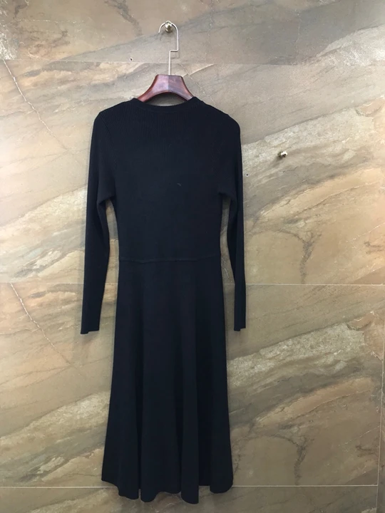 Aw2019 Новое Женское платье с v-образным вырезом, необычное украшение на пуговицах, длинный рукав, одноцветное тонкое платье 1210
