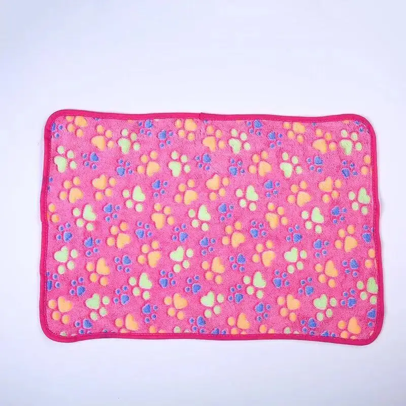 A-pink Милое теплое одеяло для домашних животных, коврик для животных с принтом лапы, мягкий коралловый флис, дизайн кости, утолщенное одеяло для домашних животных, коврик для кровати, покрывало для кровати - Цвет: A-pink