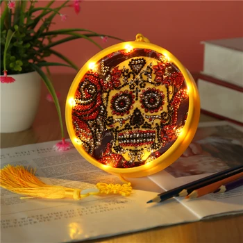 

Diamond Painting 5d DIY Diamond Painting Round Decorations LED Hanging Light Home Round Mosaic Diamond Painting Drill Wall Decor