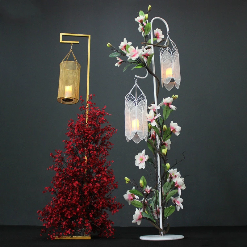 

Metal Candlestick Lantern with Height Iron Stand Road Lead Chinese Wedding Props Craft Wedding Decor Home Decoration Accessories