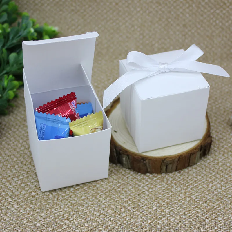 

Kraft Paper Candy Box Rustic Wedding Favors Candy Box Party Decorations Chocolate Candy Gift Bags Christmas New Year Gift Boxes