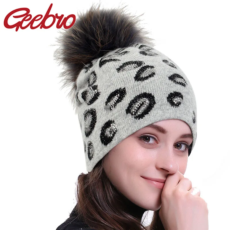 Geebro зимние шляпы с леопардовым рисунком для женщин вязаная крючком теплая шапка женская шапочка Женская Повседневная шапка с мяч из натурального меха енота
