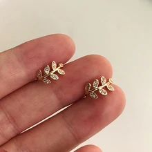 Korean Fashion Leaf Clip Earrings for Women Temperament High Quality Temperament Charming Jewelry AAA Zircon Party Ins Hot Gift