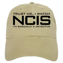 Я слежу за NCIS, я в основном бейсболка