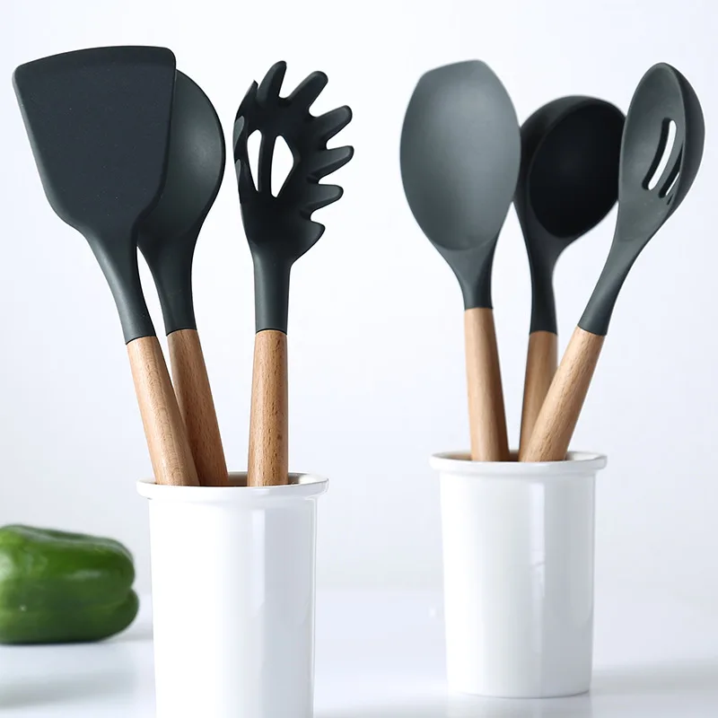 Silicone Kitchenware Cooking Utensils Set Non-stick Cookware Accessories Spatula Wooden Handle Black Cute kitchen Gadget Sets