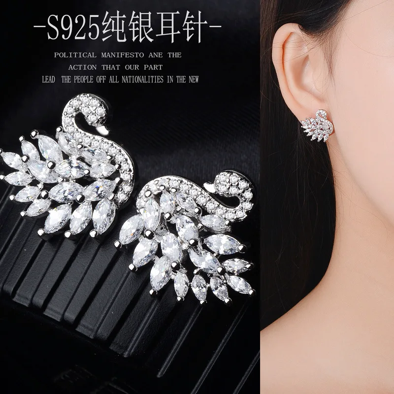 

edition fashion temperament elegant black swan earrings wholesale 925 silver jewelry micro inlay zircon earrings women