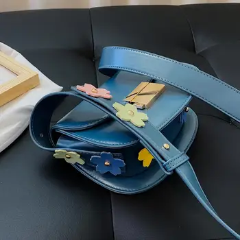 

Elegant Female Solid Color Saddle bag 2020 Fashion New High-quality Leather Women's Designer Handbag Lock Shoulder Messenger Bag