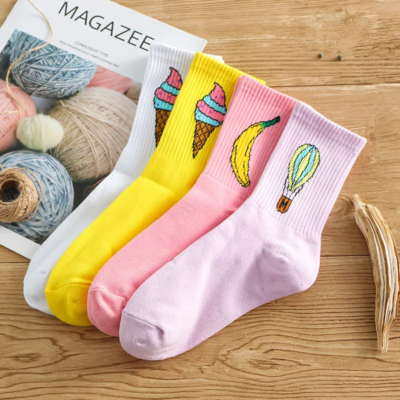 Осень и зима новые женские носки хлопок мультфильм Милая фигура плода универсальные удобные носки для женщин