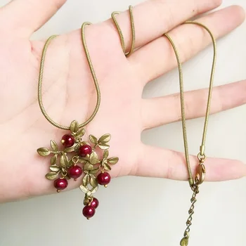 

2020 Kolye Choker Collares Garden Elements Cranberry Fruit Necklace Women Rose Restoring Ancient Ways Pure And Fresh Nature