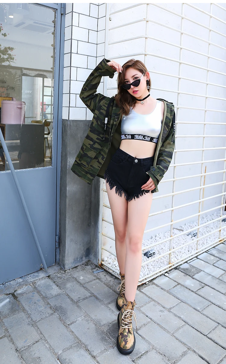 YUZACDWX Chaquetas Mujer Высококачественная армейская зеленая камуфляжная куртка Модные повседневные женские камуфляжные джинсовые пальто с капюшоном уличная