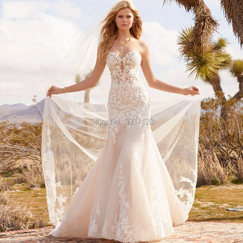

Sweetheart Mermaid Wedding Dresses Strapless Sleeveless Vestido De Noiva Lace Appliques Sweep Train Button Illusion Bridal Gown