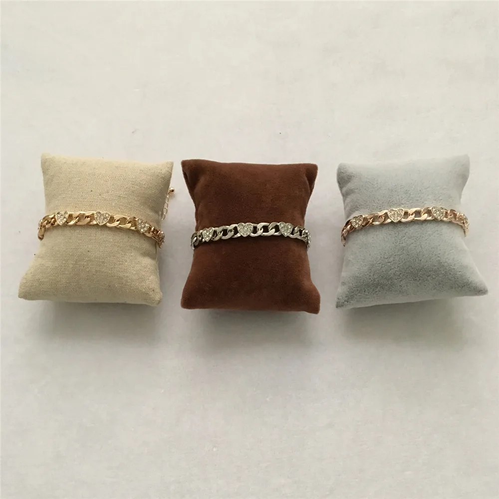 hear chain braceleet three color