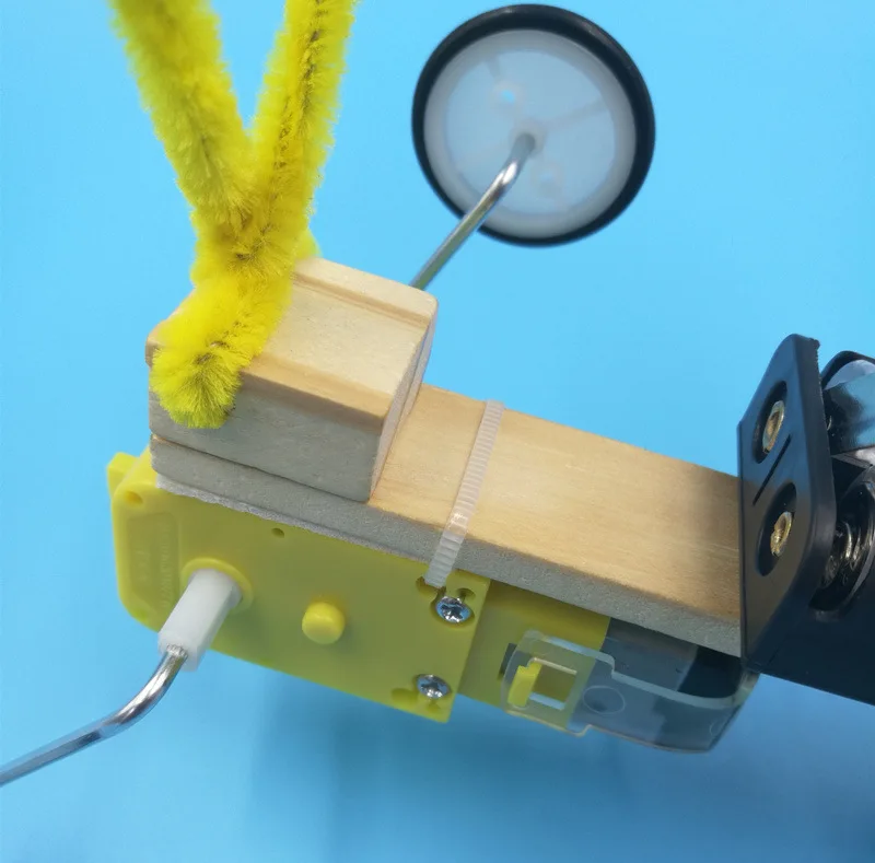 Diy рептилия робот творческие игрушки, электрические игрушки, ручной сборки электрическая модель экспериментальный гусеничный робот в сборе