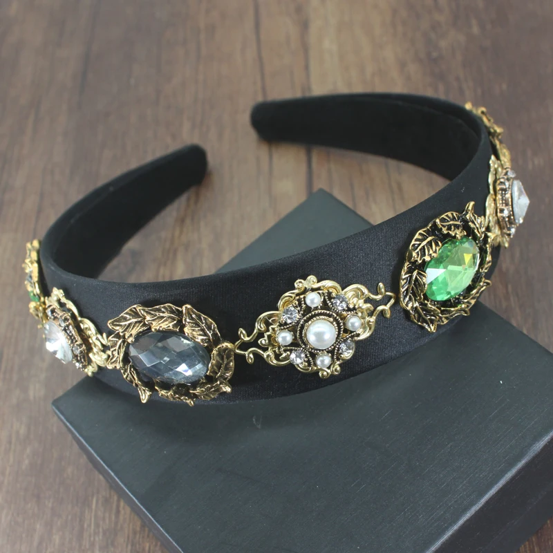 Baroque exquisite luxury velvet gold butterfly crystal pearl personality rhinestone headband dance travel hair accessories - Окраска металла: black headband