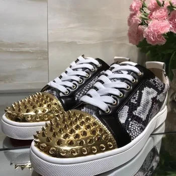 

Top New With Box Designer Sneakers Low Cut Spikes Flats Shoes Red Bottom For Men And Women Leather Sneakers Party Designer Shoes